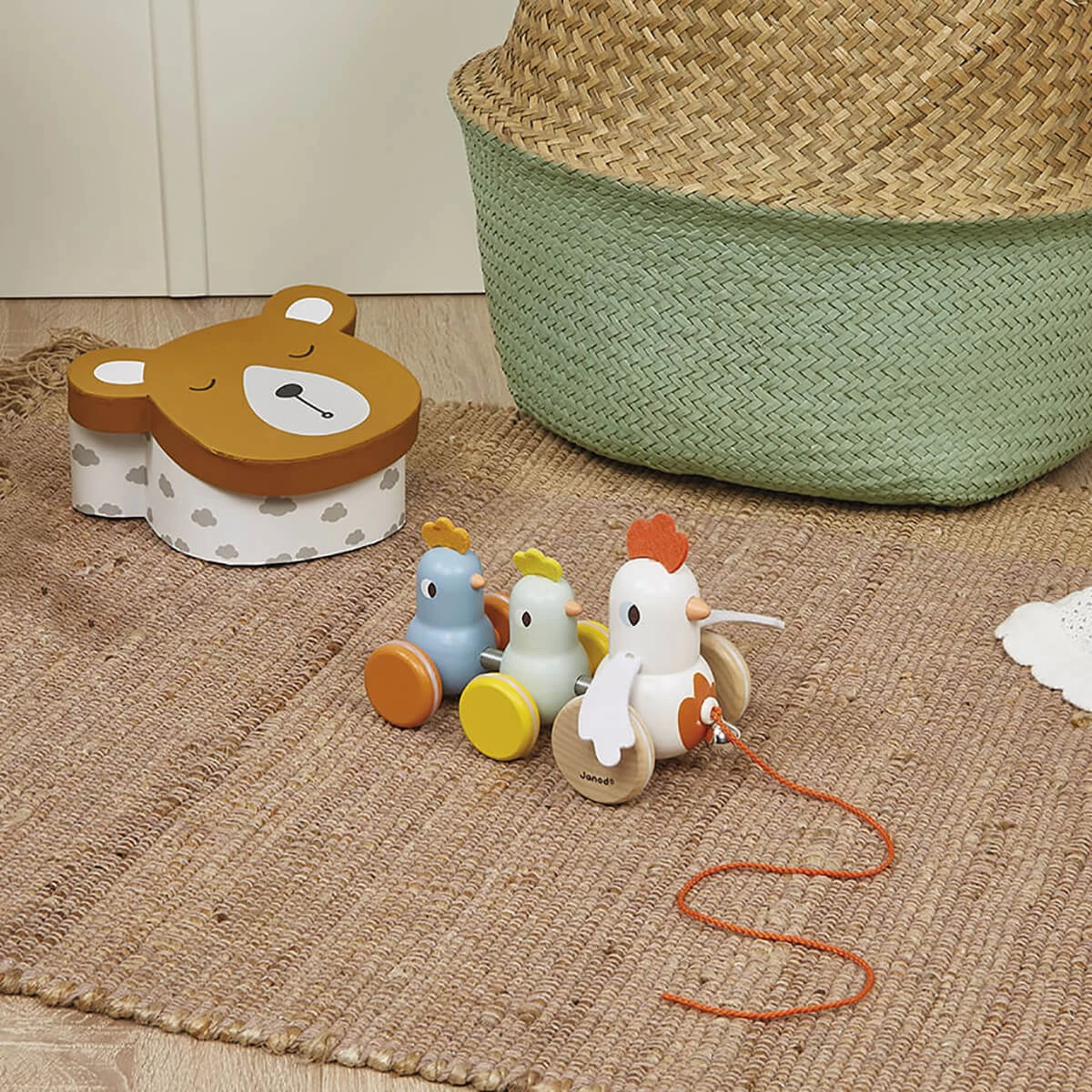 Pull Along Hen And Chicks By Janod - Image 2