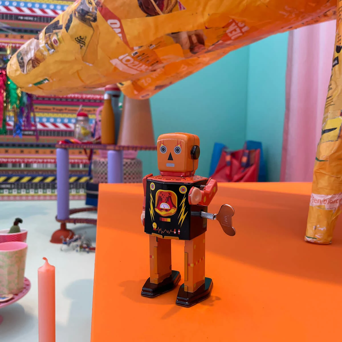 Volcano Bot Wind Up Tin Robot (Limited Edition) By Mr & Mrs Tin - Image 3