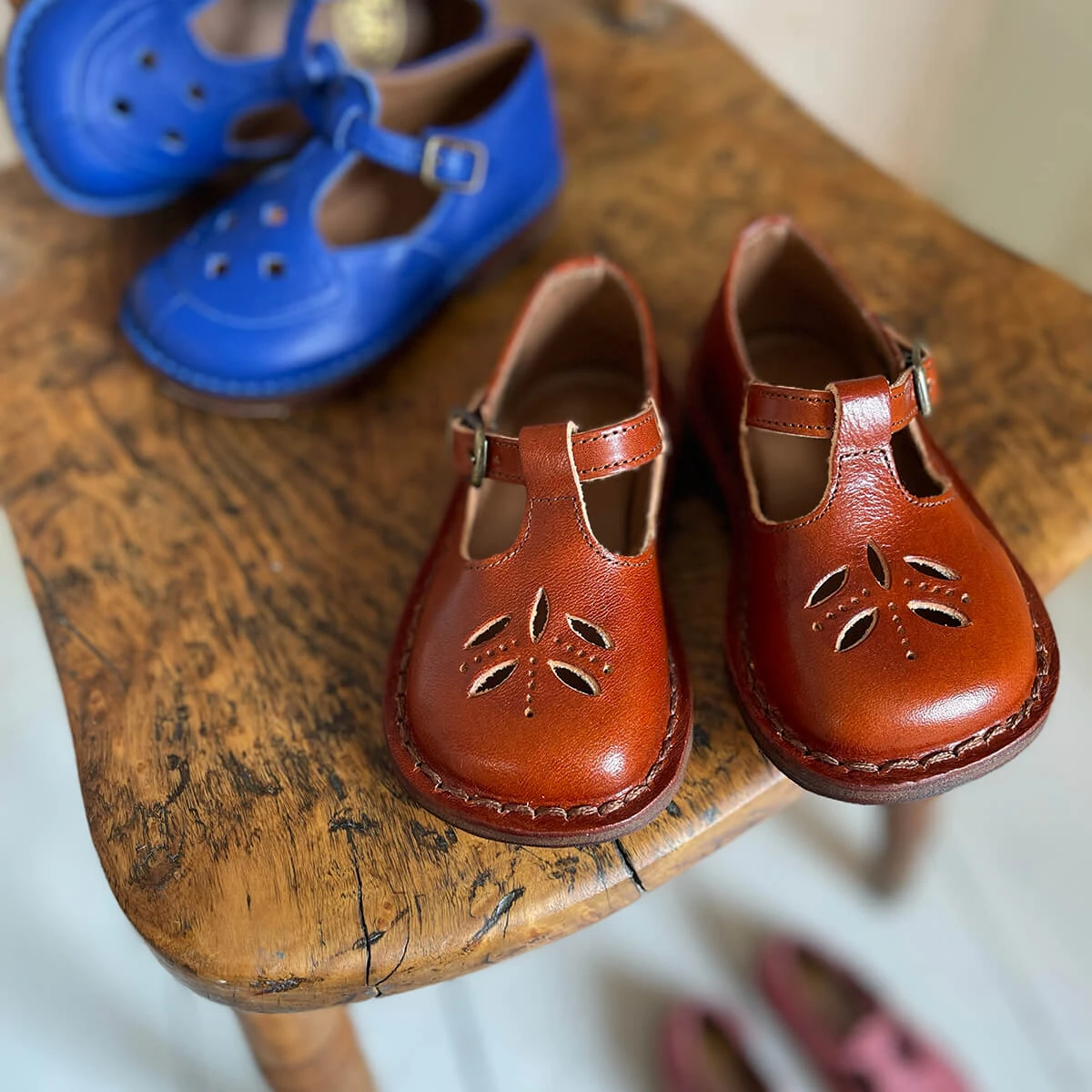 Eli Cut Out Sandals In Vachetta Lux Cuoio By PèPè - Image 2