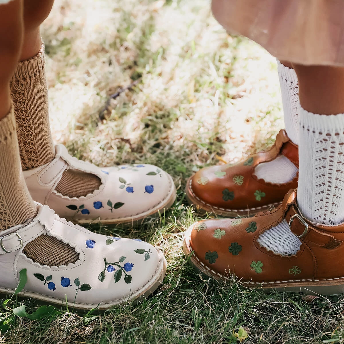 Uniqua Clover Scallop T Bar Starter Shoes In Cognac By Petit Nord - Image 7