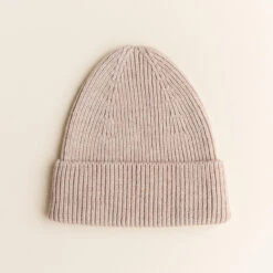 Fonzie Beanie In Sand By Hvid